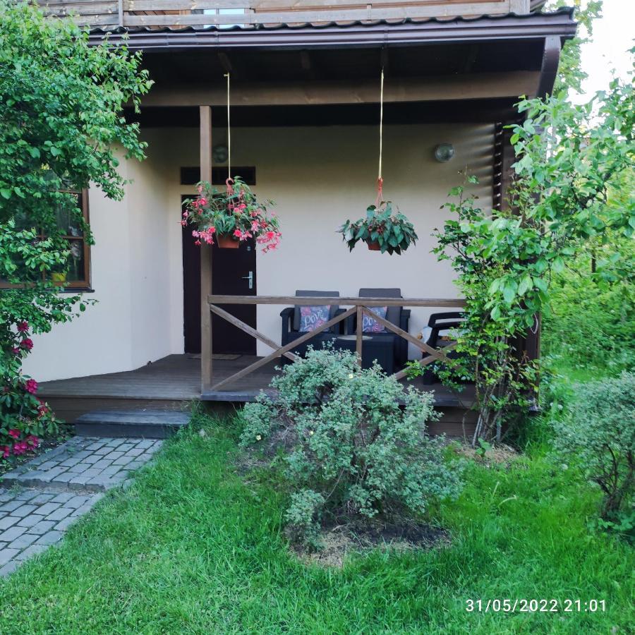 Boutigue City House With Terrace And Garden Free Parking Riga Esterno foto